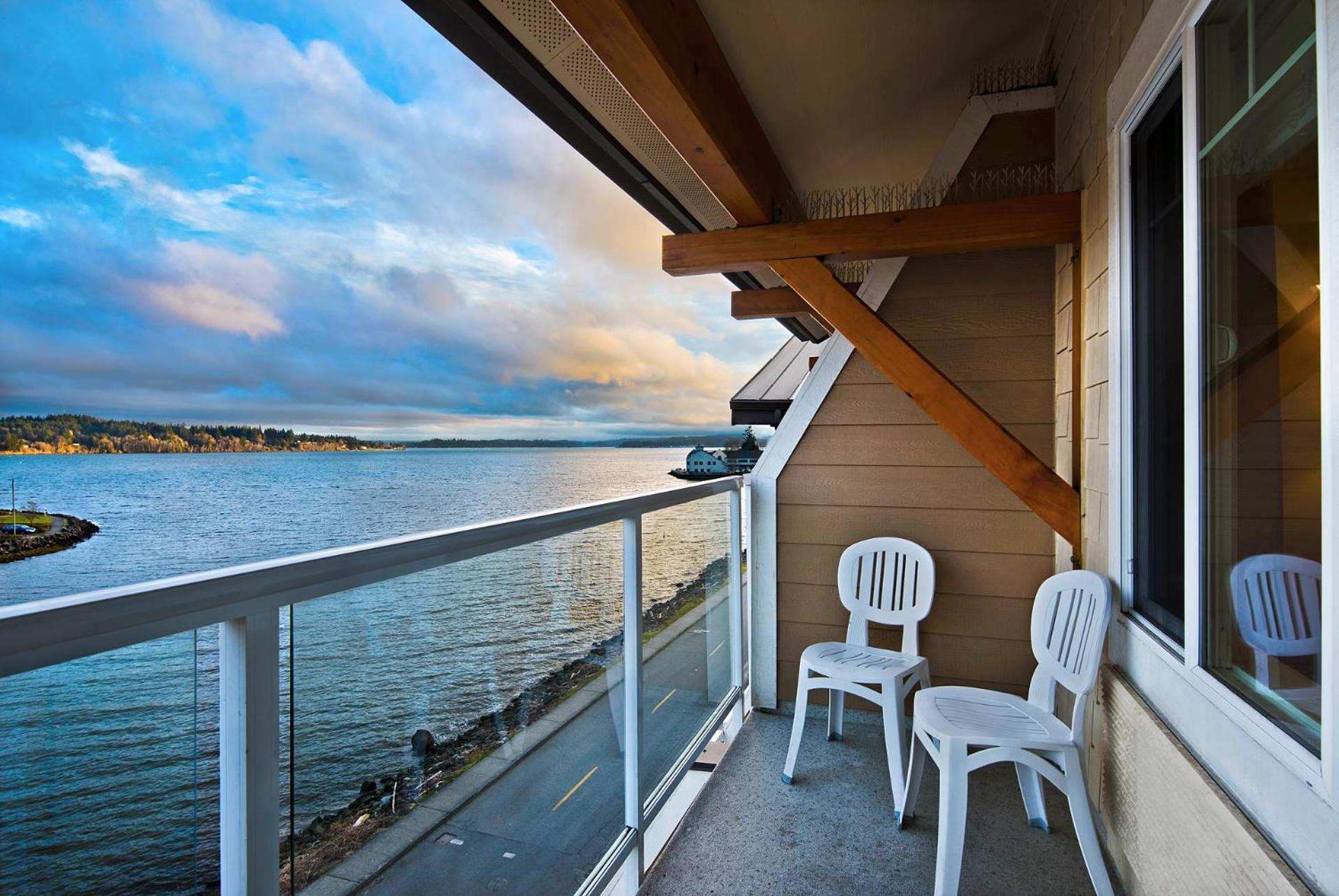 Oxford Suites Silverdale Exteriér fotografie