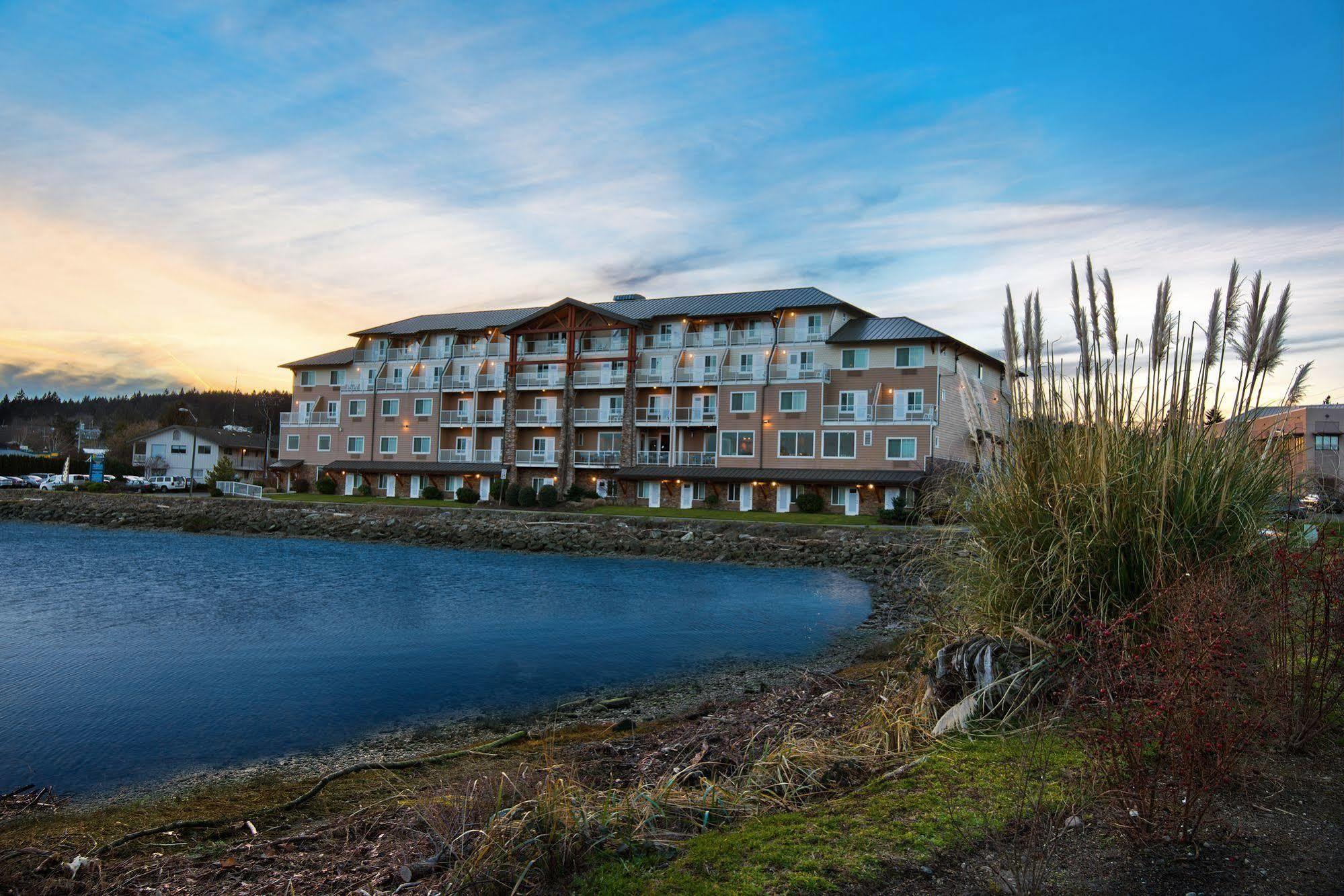Oxford Suites Silverdale Exteriér fotografie