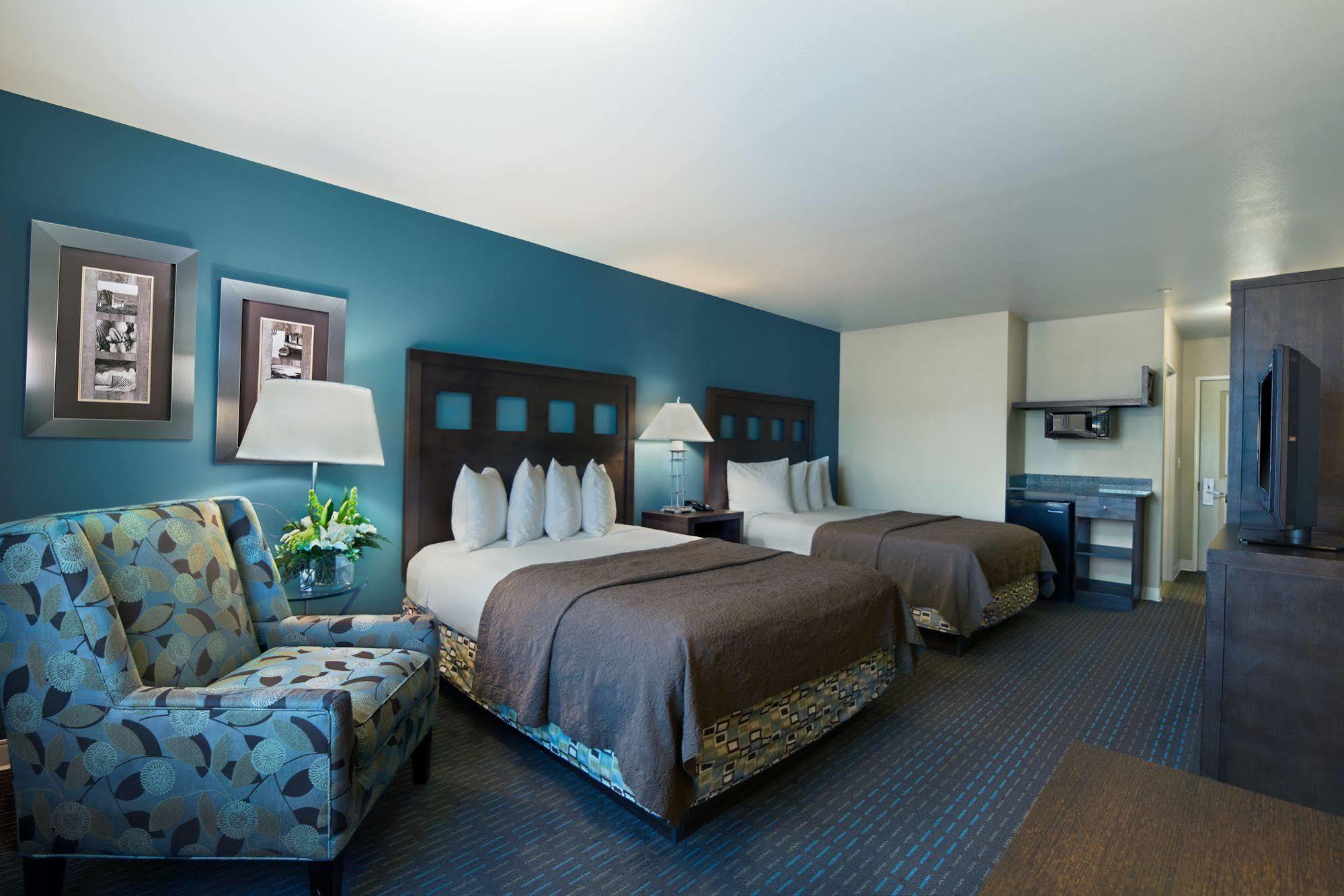 Oxford Suites Silverdale Exteriér fotografie